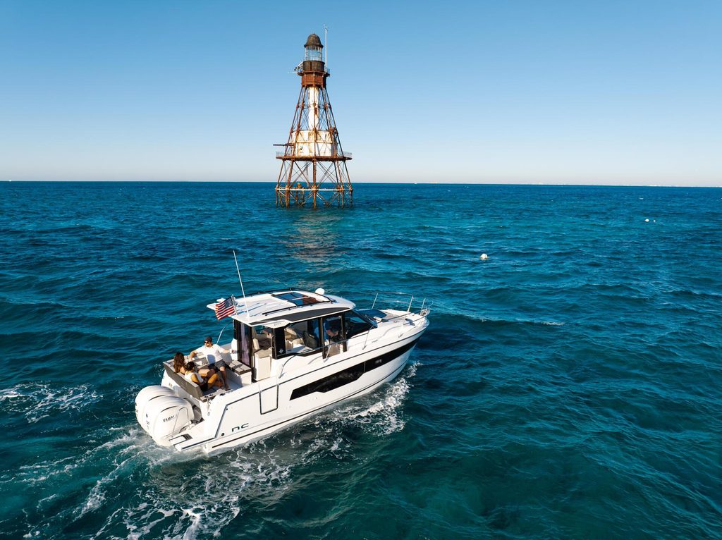 NC 895 Series 2 Yacht