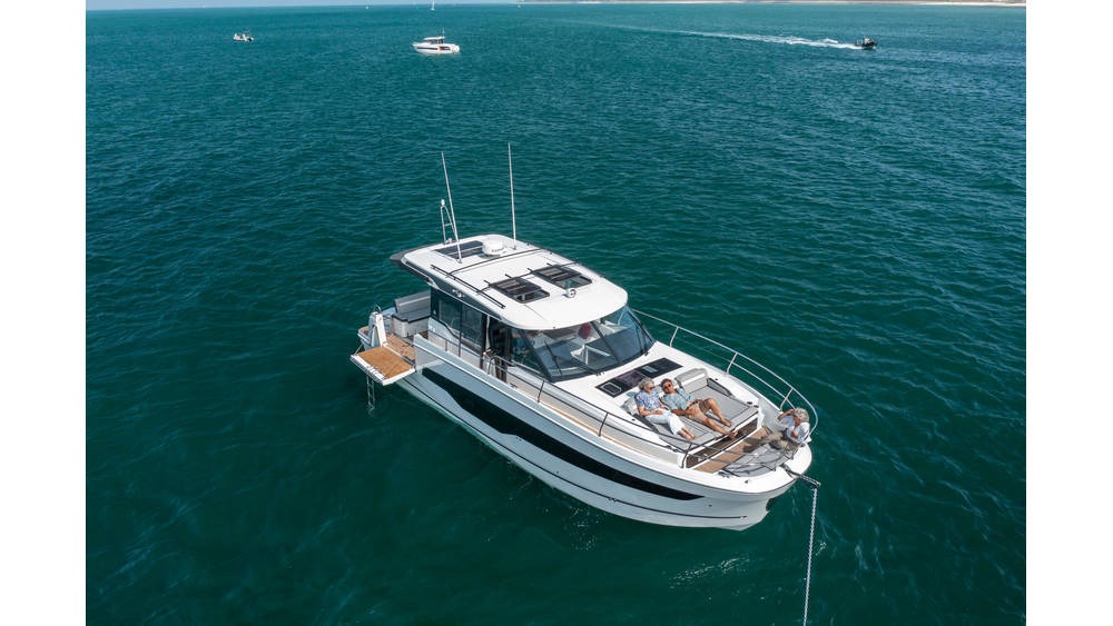 Topside image