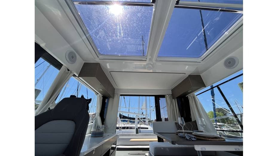 Hull image