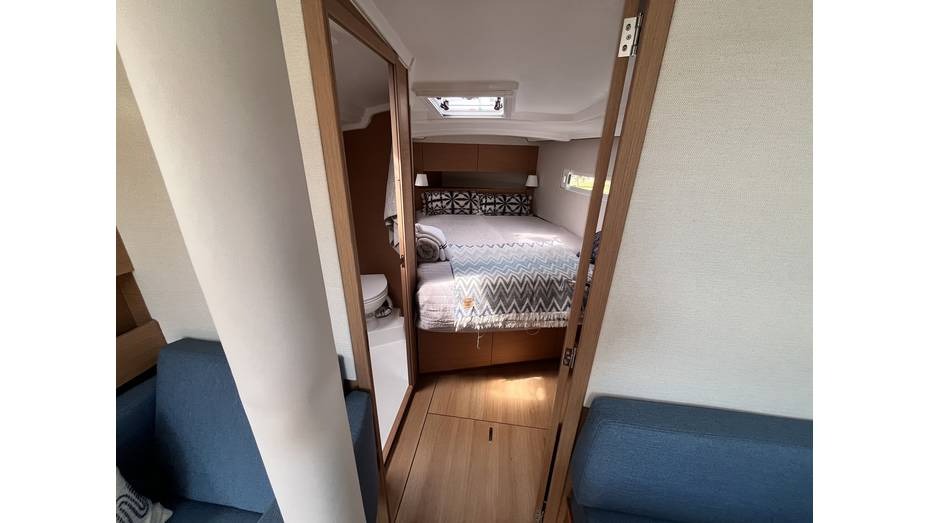 Cabin/Interior image